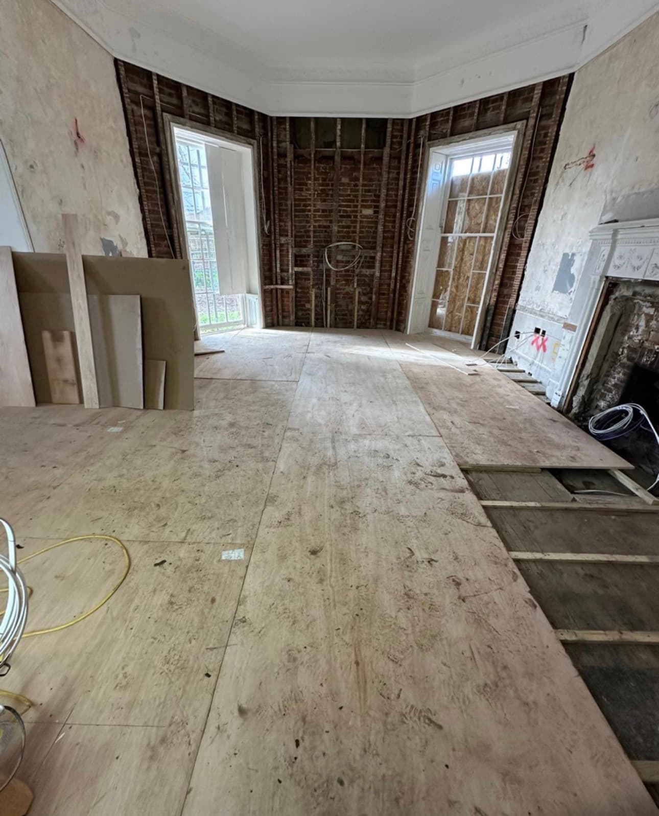 Living room before transformation